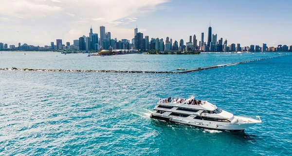 Sunset or Firework Cruises at Chicago Cruise Events