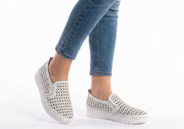 Orizonte Huntlee Womens European Leather Comfortable Slip On Shoes