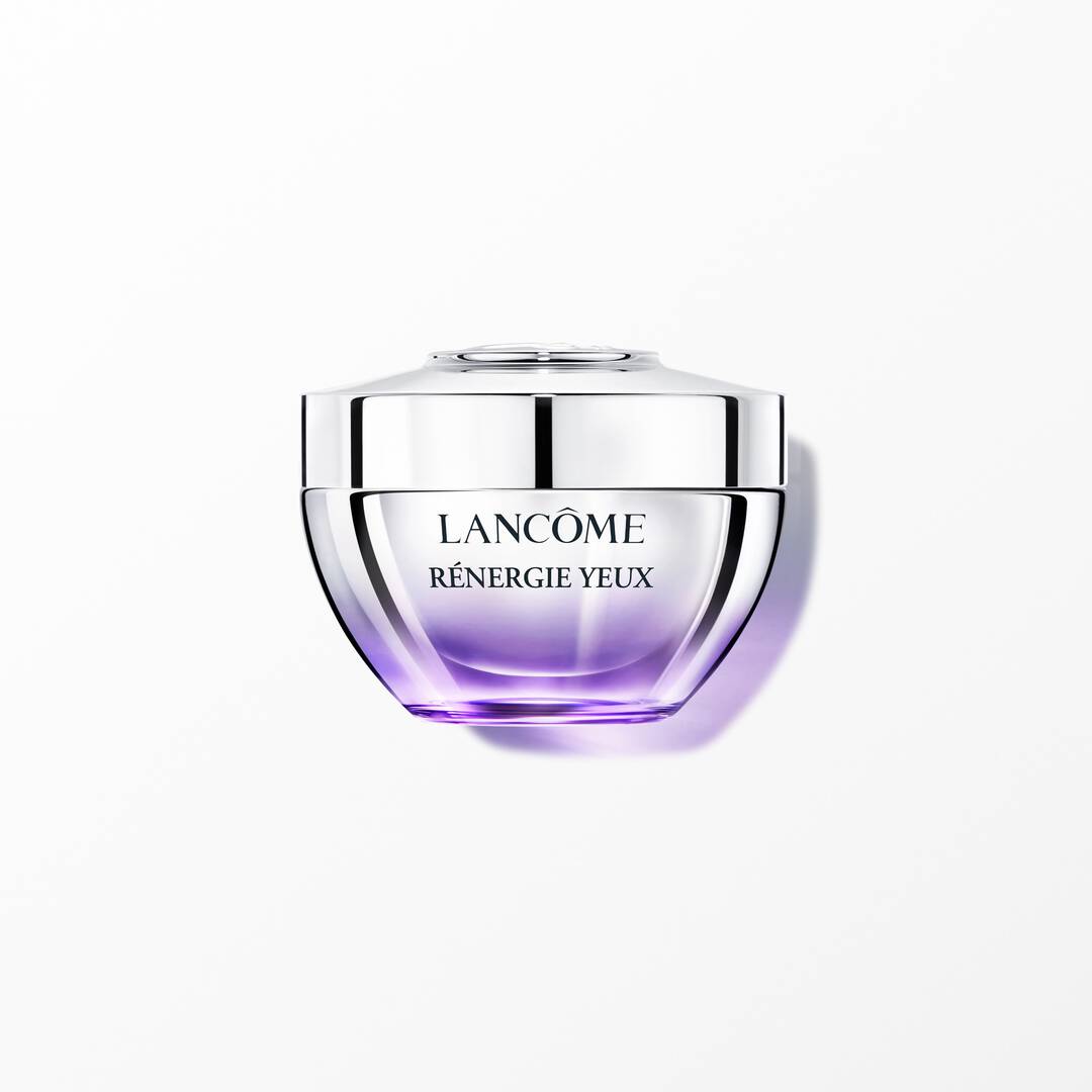 Vasetto di crema Lancôme Rénergie Yeaux viola e argento su sfondo bianco