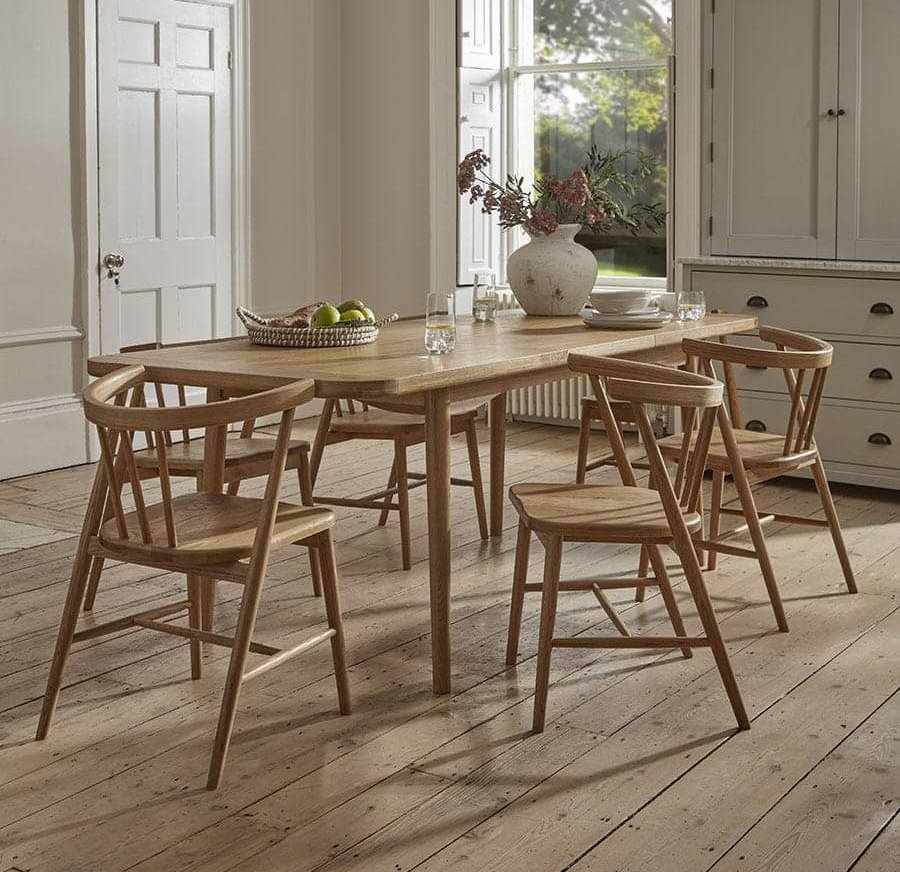 Weathered Oak Extendable Rectangle Dining Table - 6 to 8 Seater