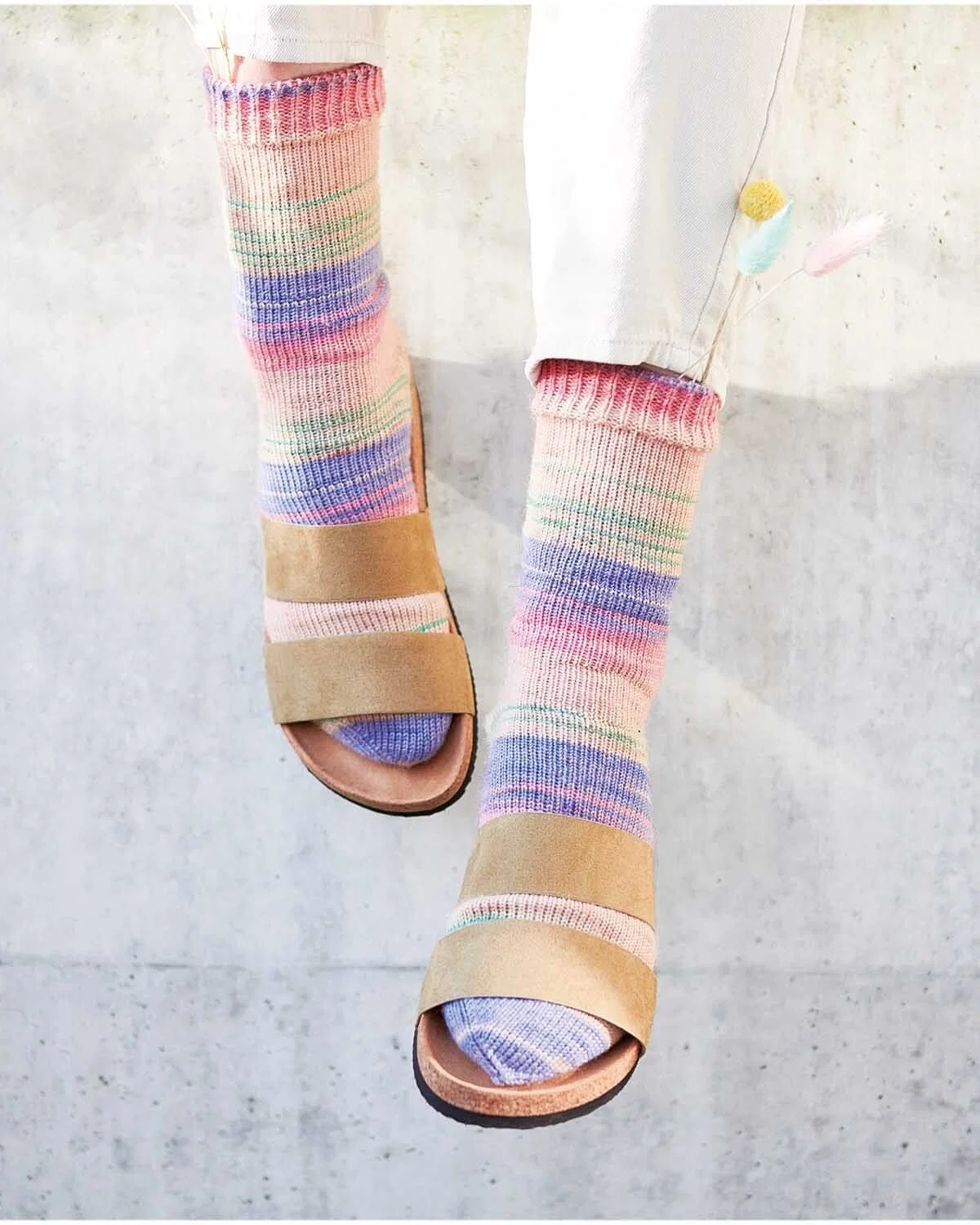 Socken mit Farbverlauf aus Superba Merino + Linen + Silk 4fädig