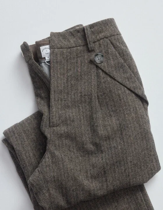 PLEATED TROUSERS