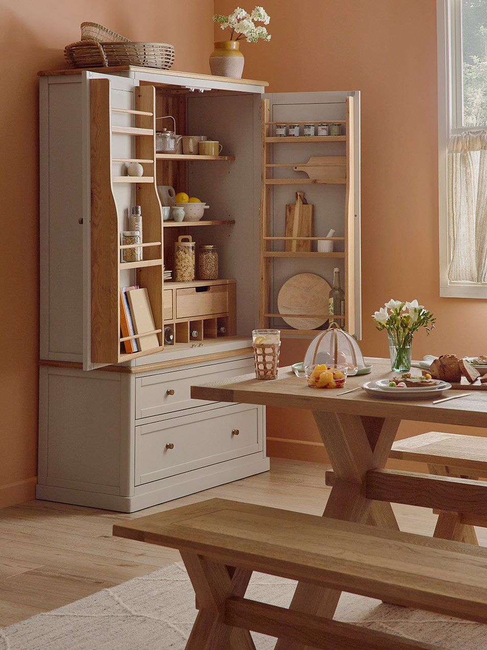 Henley Large Larder