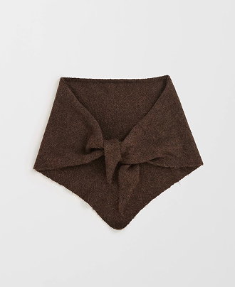 Triangle wrap scarf