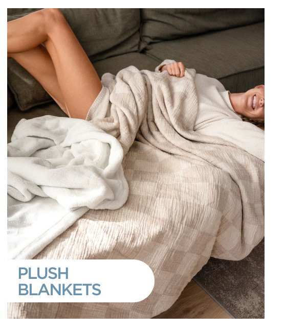 PLUSH BLANKETS