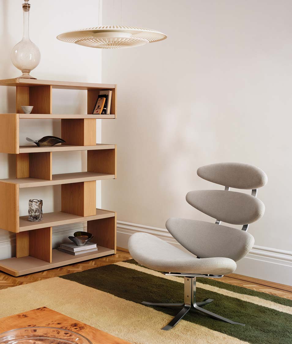 Corona Lounge Chair