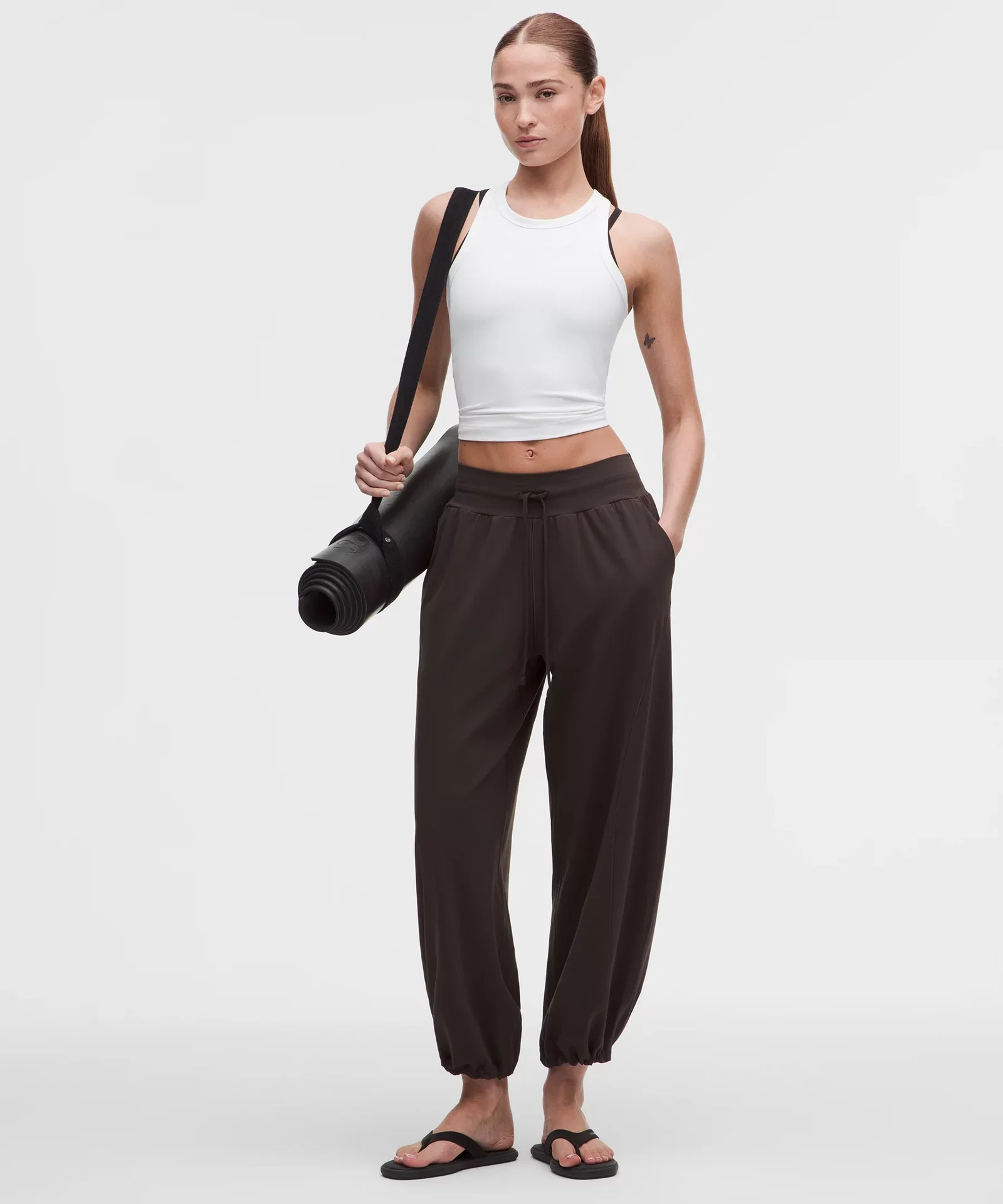 Groove Low-Rise Relaxed Cinch Pant *Regular