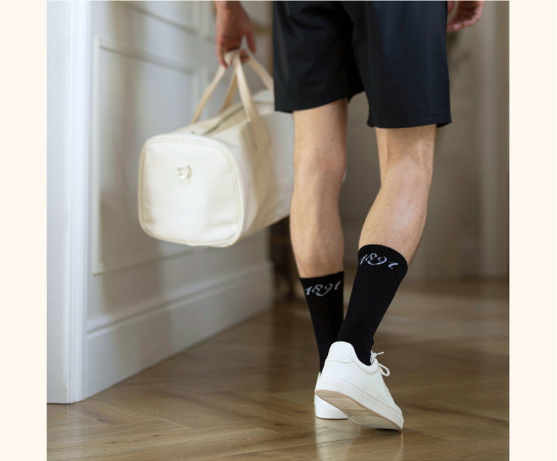 Relax in breathable bamboo comfort on the daily