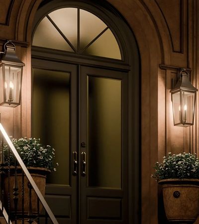 KICHLER OUTDOOR WALL LIGHT