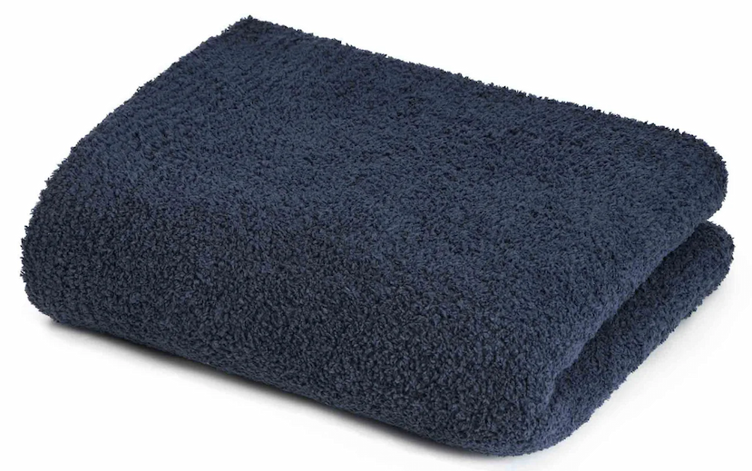 The Solid Throw in Navy