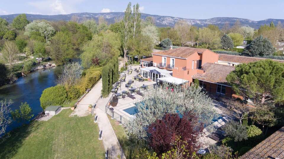 Week-end gourmand au bord de la Sorgue dans le Luberon