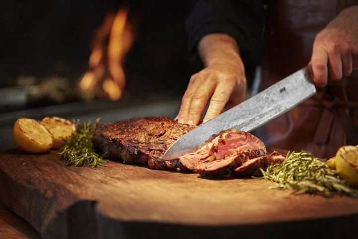 Grillbuffé med dessertbord hos Enskede Värdshus