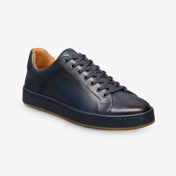 Barnes Lace-up Sneaker