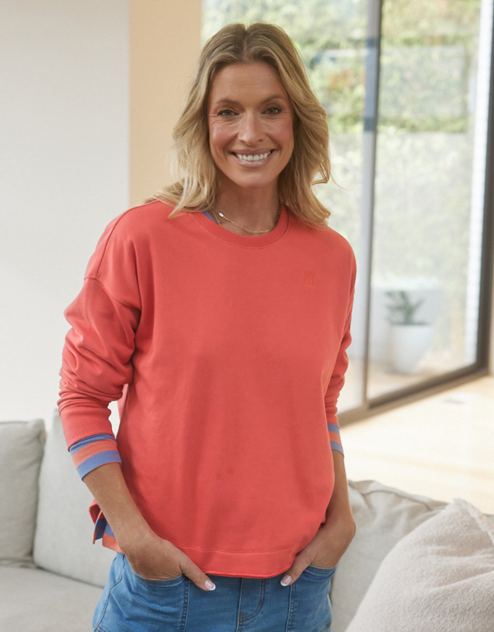 Staple Scoop Hem Sweat - Washed Red