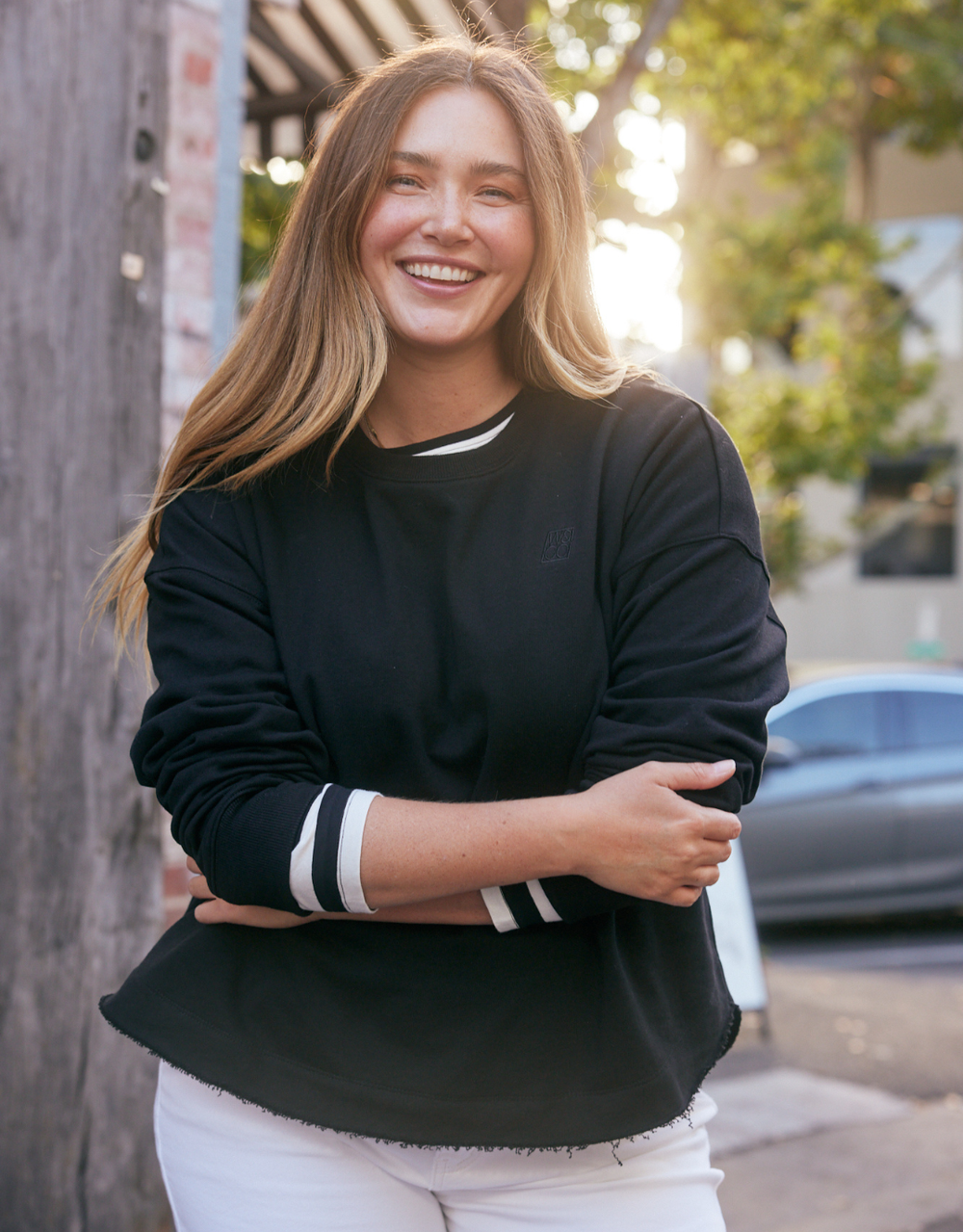 Staple Scoop Hem Sweat - Black
