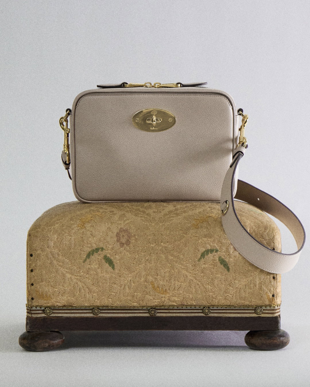 Darley Camera Bag in Cashmere Taupe