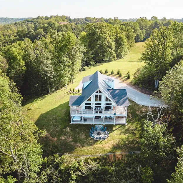 Book this home in Rockbridge, OH