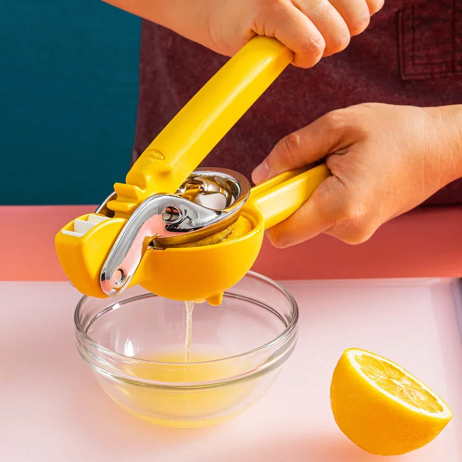 Chef’n FreshForce Citrus Juicer