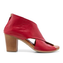 Piacere Red Leather Sandals