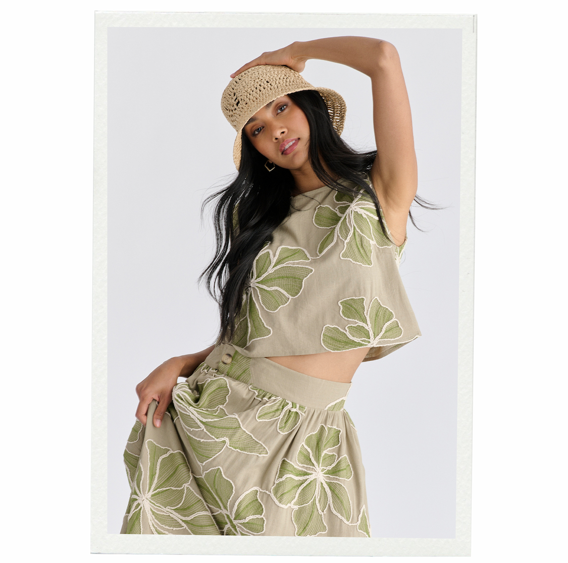 Floral Embroidered Cropped Top in Green
