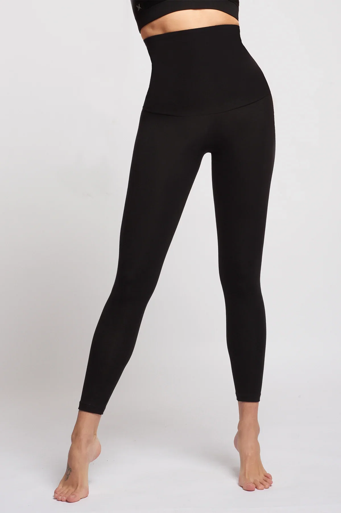 Image of Lightweight Strong Compression Leggings with High Waisted Tummy Control Black