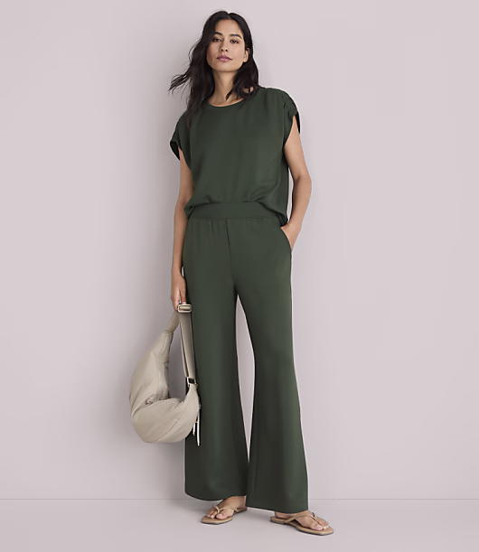 Lou & Grey Scubasoft Wide Leg Pants