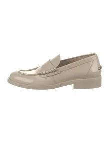 Interlocking CC Logo Calfskin Loafers