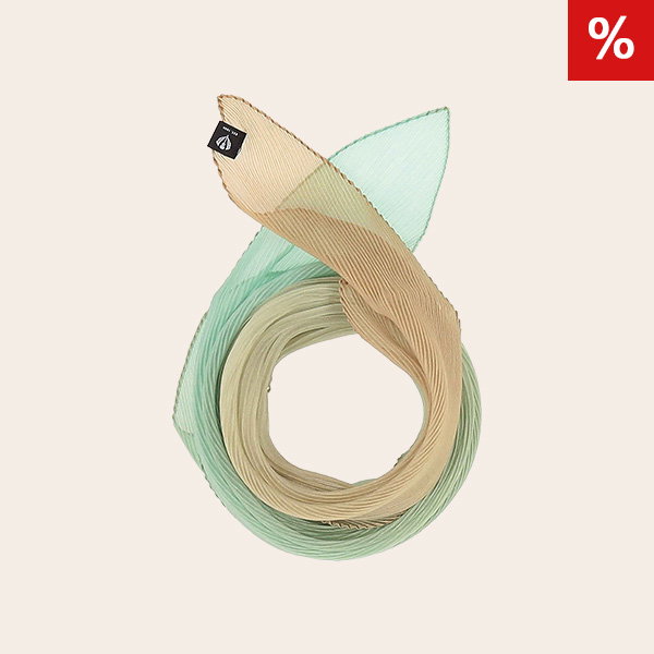 Diamond Shape Tuch im Ombré-Design