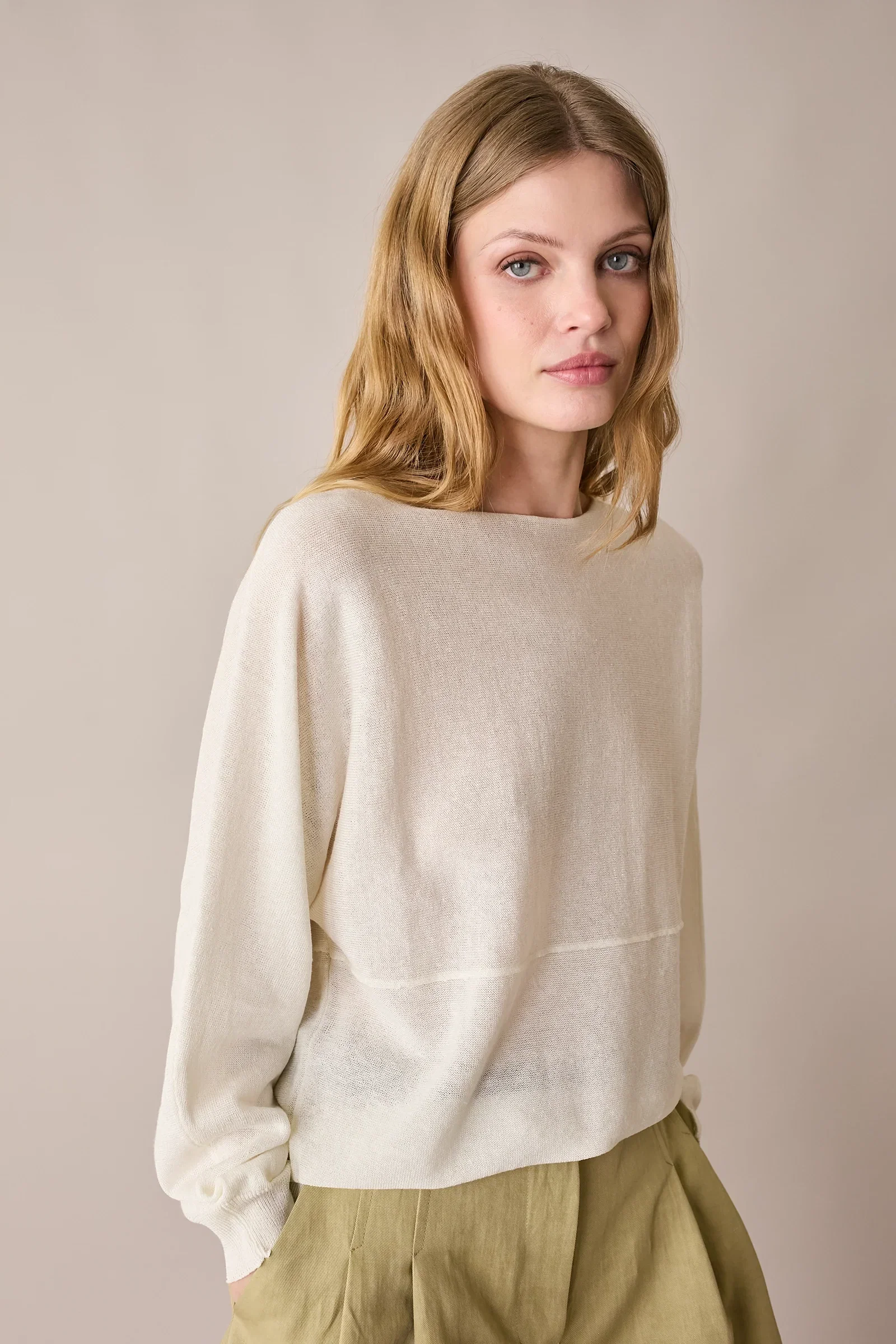 Image of Maglia relaxed in lino e cotone