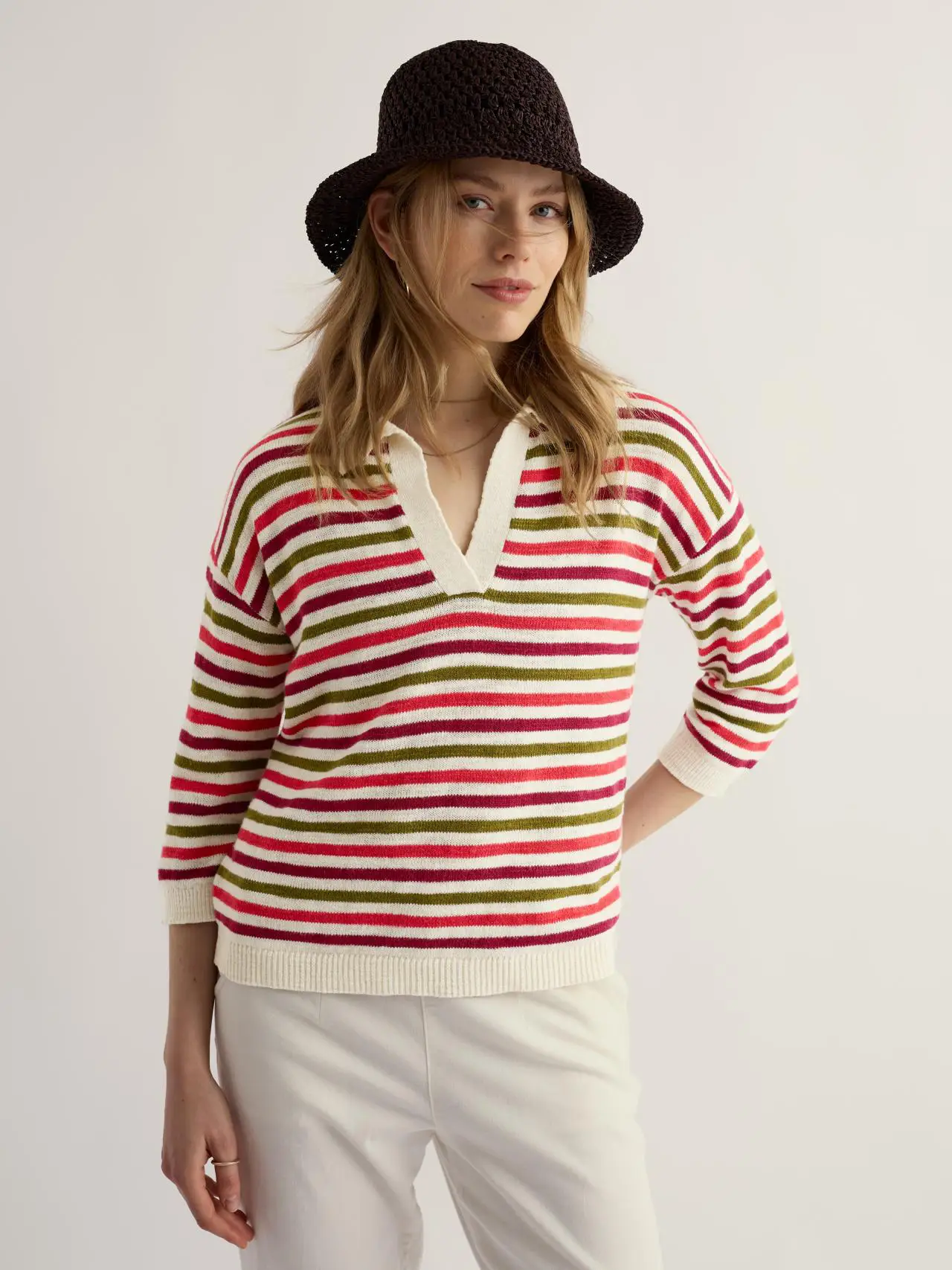Gwynver Lightweight V-Neck Collared Jumper Made With Linen & Organic Cotton