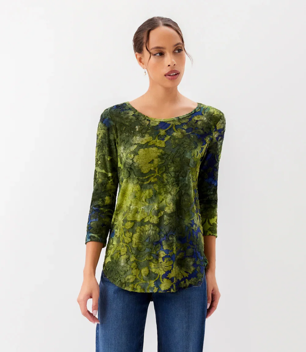Image of 3/4 Sleeve Burnout Shirttail Top