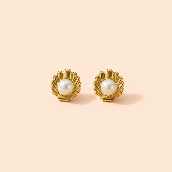 Image of Arielle Studs