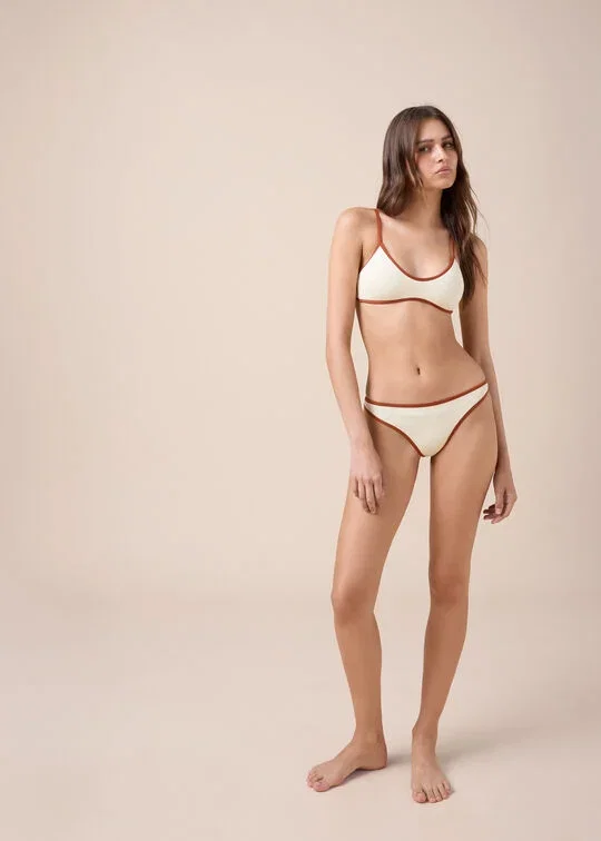 Calzedonia