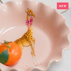 Yvonne Ellen Giraffe Scalloped Fruit Bowl