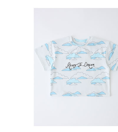 Graphic sweatshirt in Blue Clouds