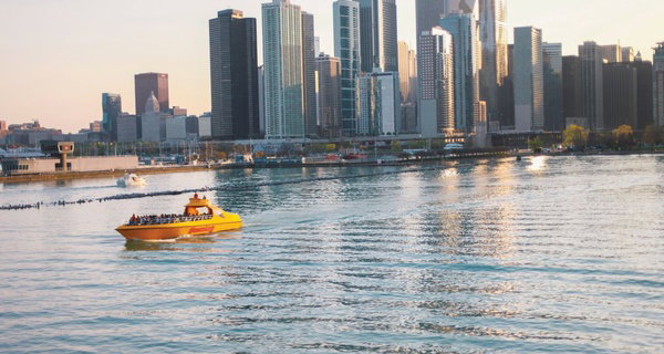 Chicago Seadog Lakefront Speedboat Cruise