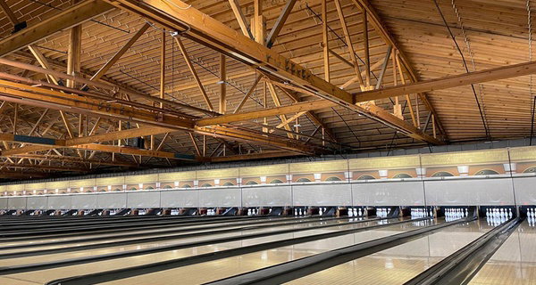 Bowling Fun at Suburbanite Bowl – Classic & String Bowling