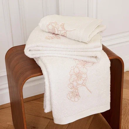 Villandry Towel