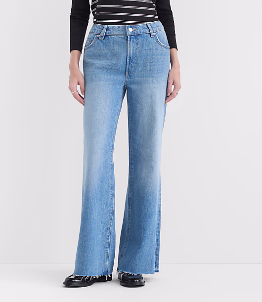 Rivete Tall Curvy Fresh Cut Mid Rise Relaxed Flare Jeans in Light Wash