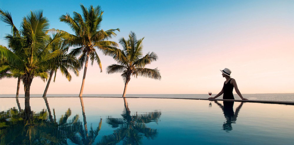 Infinity pool at andBeyond Benguerra Island