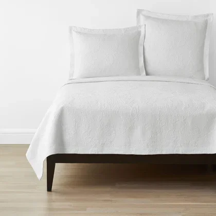 Image of Putnam Cotton Matelassé Coverlet