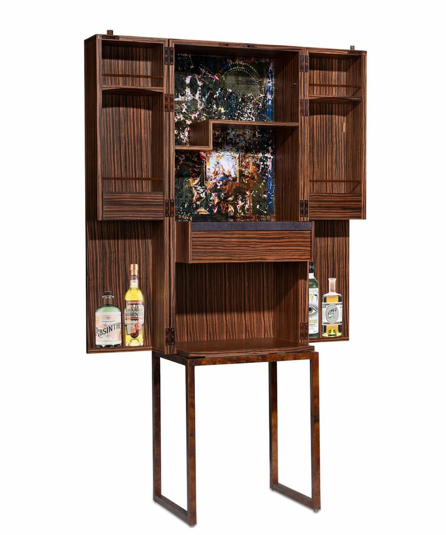 DISCOVER ABSINTHE COCKTAIL CABINET