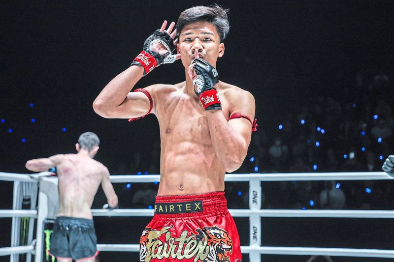 Muay thai champion Aliff buys RM1 million bungalow for parents