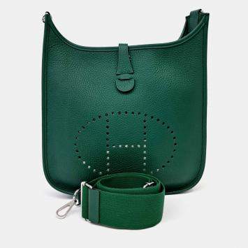 Evelyne 29 Green Clemence Leat