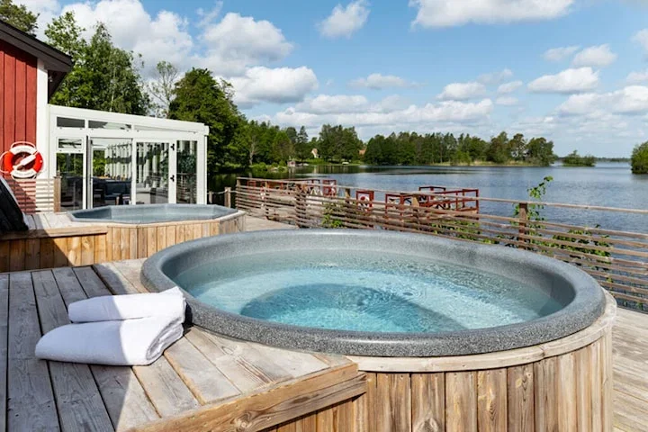 1 natt för 2 med spa och frukost på Gimo Herrgård