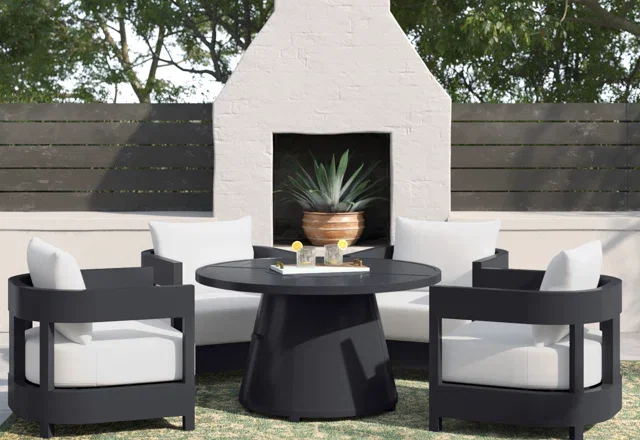 Must-Shop Outdoor Seating