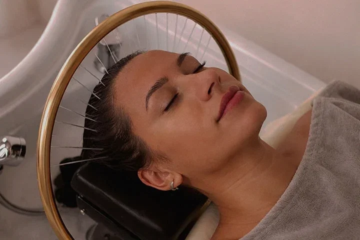 Japansk Head Spa 50 minuter hos Klinik 25 på Östermalm
