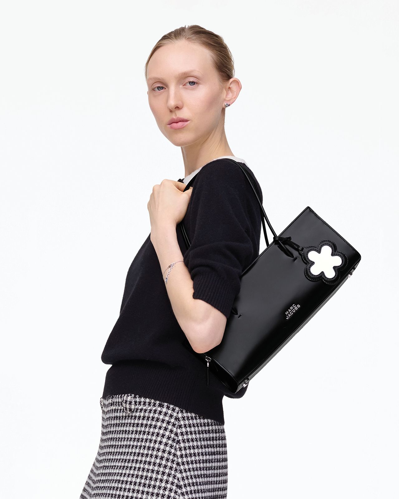 Marc Jacobs Up to 50% Off