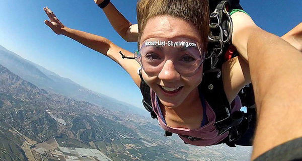 Tandem Skydiving Jumps above the Scenic DC Area