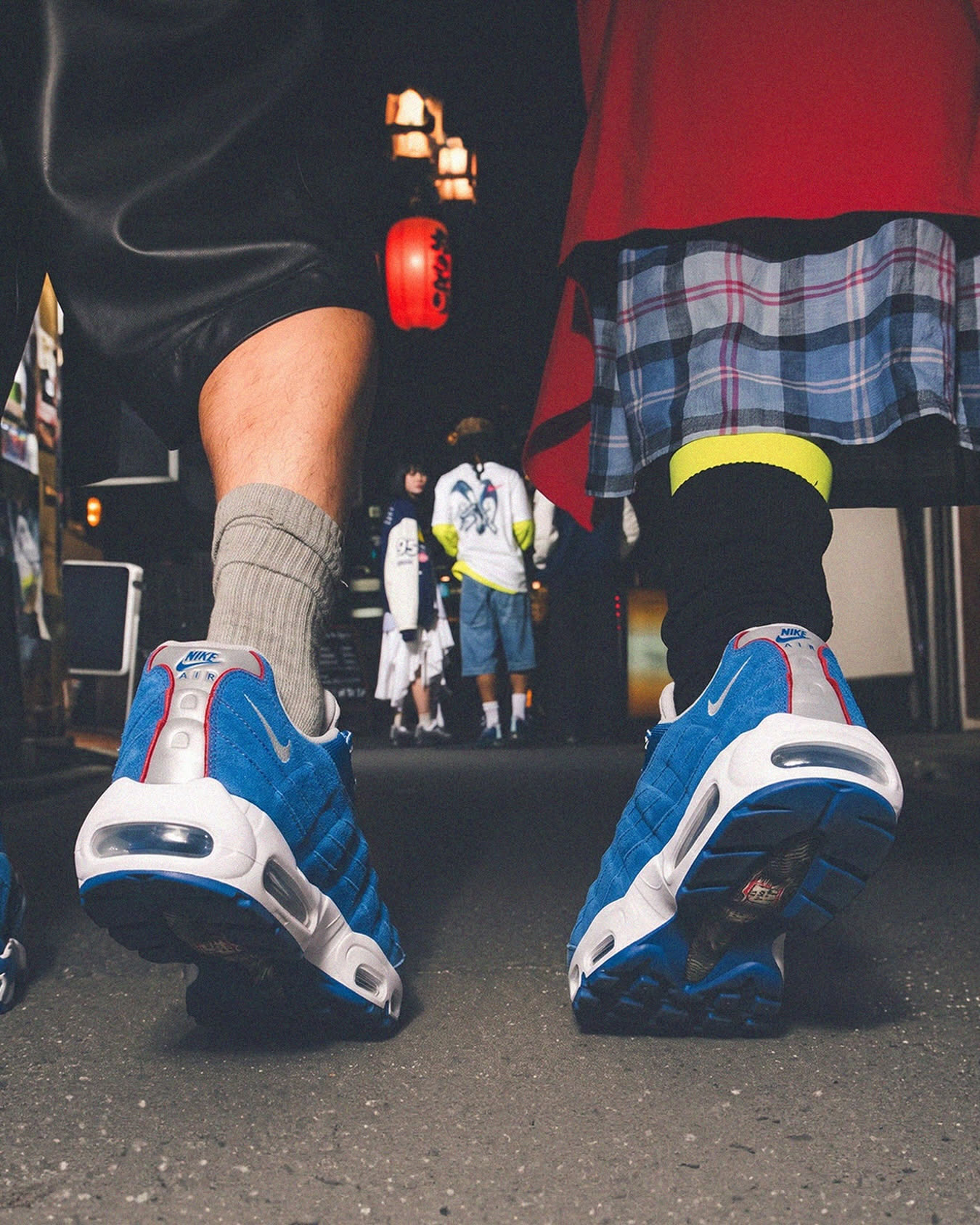 Air Max 95 Big Bubble “Lawson”.

Inspirada en los colores de la cadena japonesa Lawson, esta edición especial de la Air Max 95 Big Bubble combina una paleta de azules, materiales premium y el regreso de la icónica unidad Big Bubble, recuperando la esencia del diseño original de Sergio Lozano.

Próximamente en C/Paseo, 23_Ourense y en 4elementos.com

#4elementos #nike #airmax95 #bigbubble #lawson newin